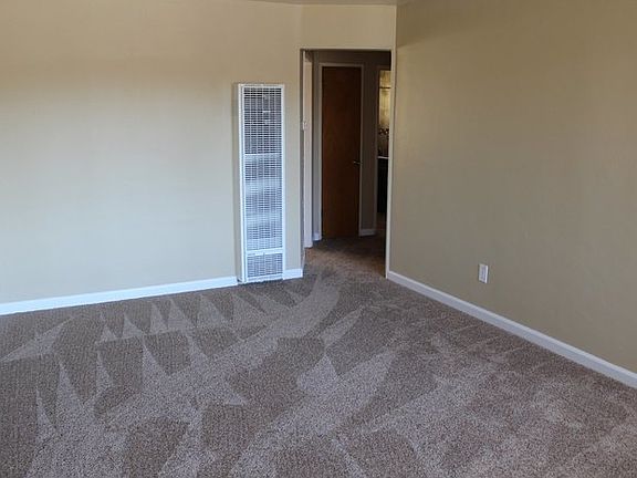3rd image of 4458 Kansas St APT 8
