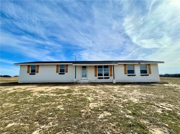 1277 Cox City Rd, Rush Springs, OK 73082