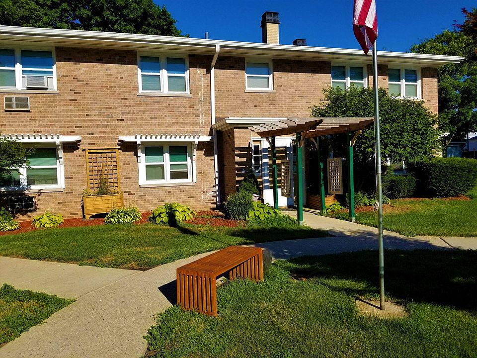 2nd image of 237 Robert Dr #4h1rrpyvk