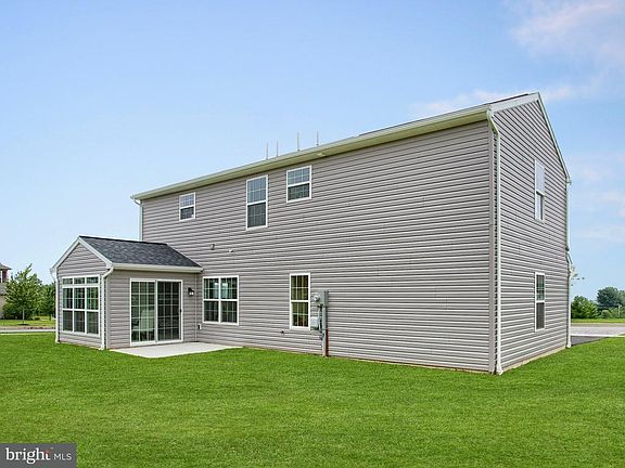2nd image of 1118 Park Ave