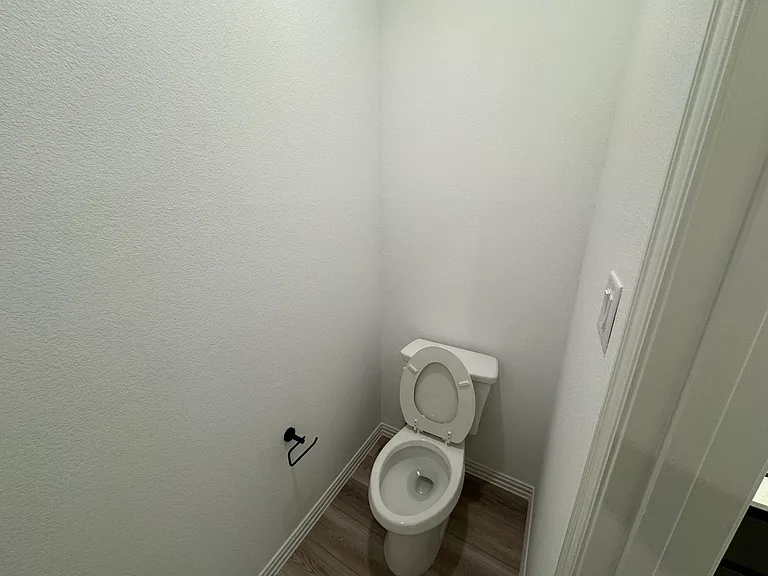 1289 Doris May Dr — Photo 33