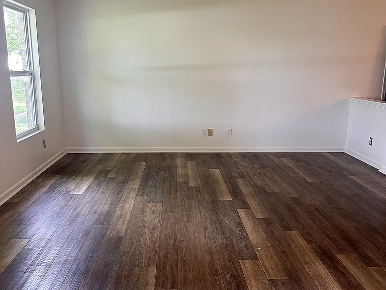 14174 Marilyn Rd — Photo 5