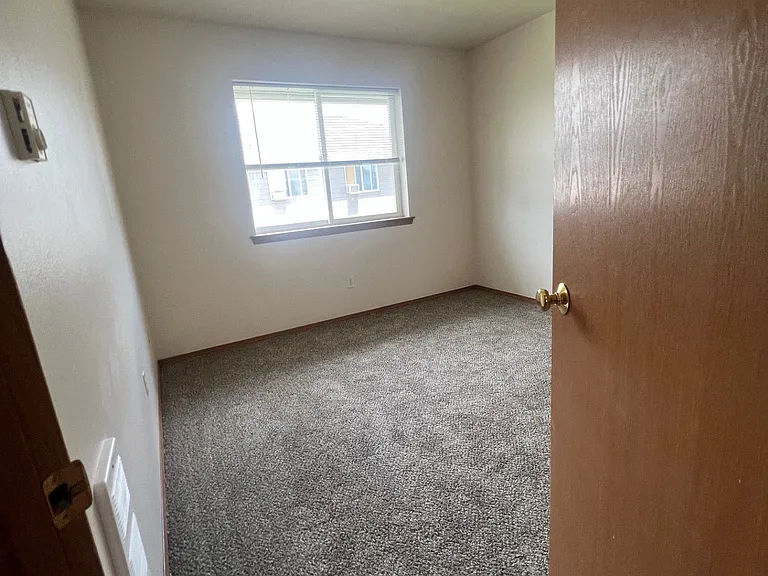 120 S 41st St #3 — Photo 15