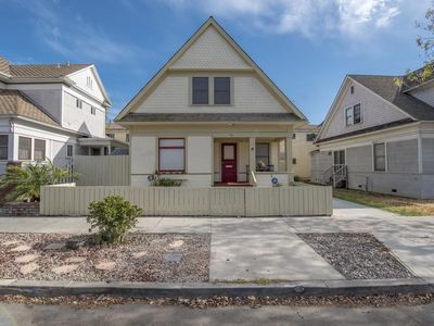 318 W 5th St, Long Beach, CA, 90802