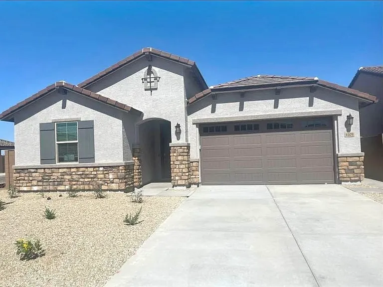 4105 S 93rd Dr — Photo 1