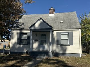 34354 Winslow St, Wayne, MI 48184