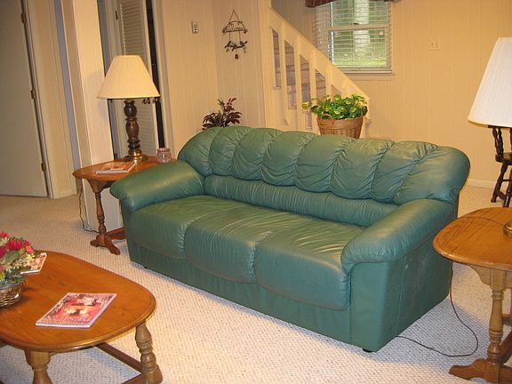 5th image of 106 Ash Ln