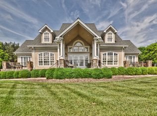 438 Baymount Dr, Statesville, NC 28625