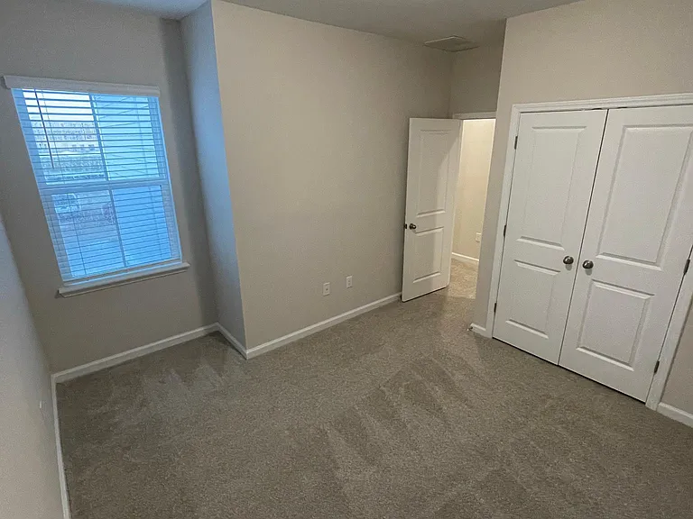 270 Brandon Lakes Dr #270 — Photo 27