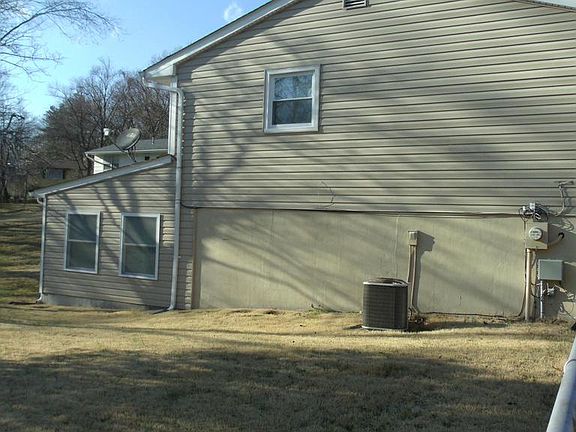 5th image of 3741 Halloway N