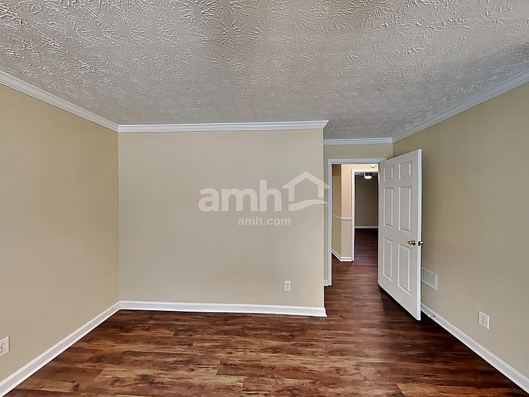 4160 Lenox Park Dr — Photo 10