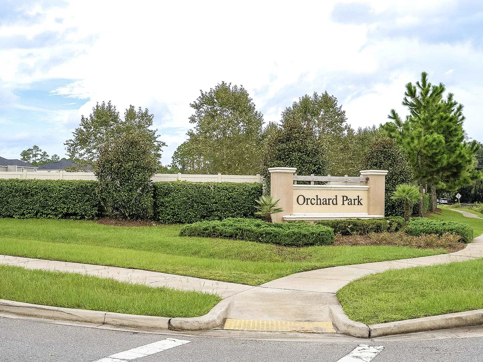 2 bed, 2.5 bath, 1259 sqft, $1,899 — Photo 3