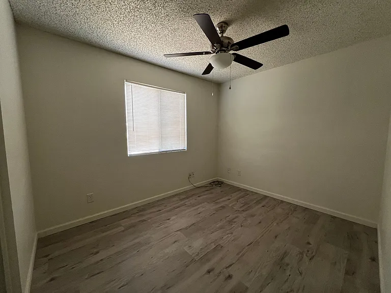 3813 W Bloomfield Rd — Photo 8