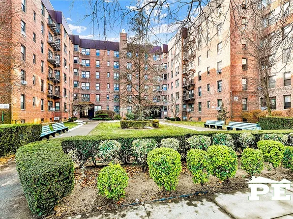 2240 Burnett Street image 1 of 30