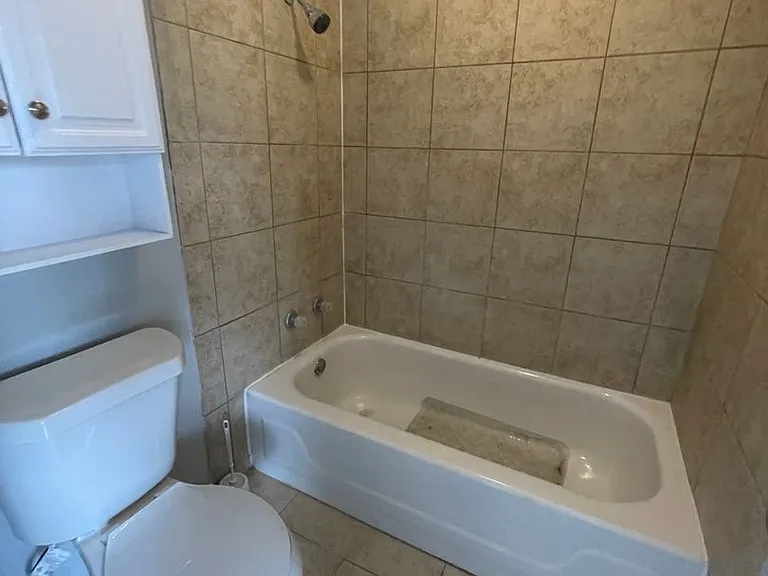 913 E Timberview Ln — Photo 12