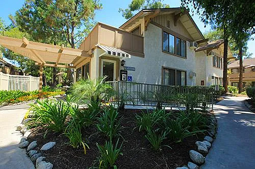 1840 W La Veta Ave — Photo 6