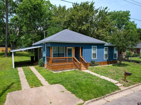 814 Kaufman St S, Mt Vernon, TX 75457