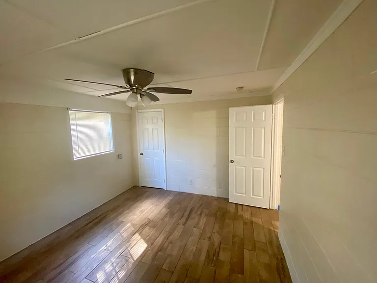 1203 Fargo St #B — Photo 3