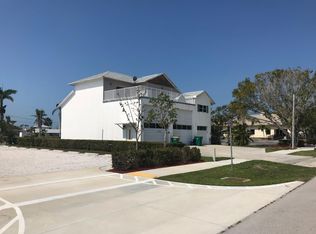 112 Pago Pago Dr E, Naples, FL 34113