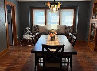 104 E Lincoln St, Winfield, IA 52659