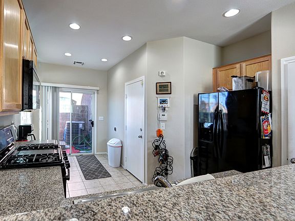 5th image of 9793 Hanover Grove Ave
