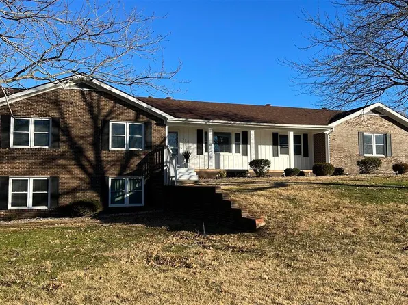 1303 Sheffield Dr, Campbellsville, KY 42718