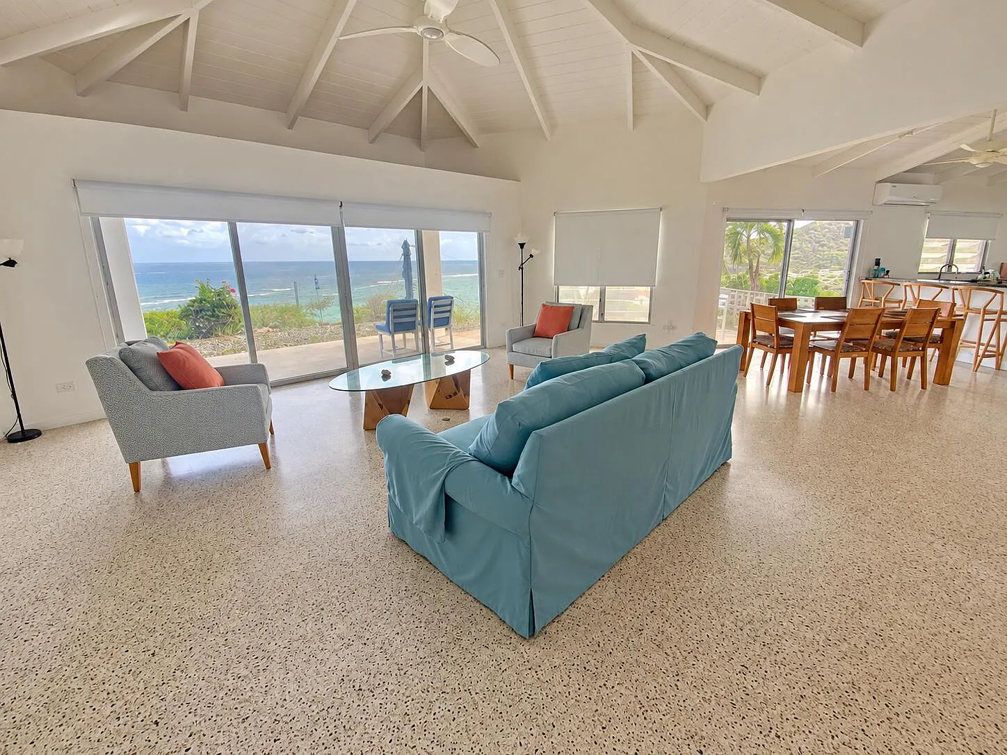 2 bed, $3,200 — Photo 4
