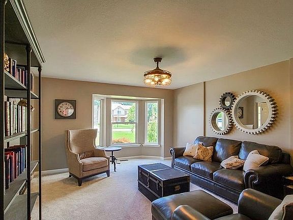 4th image of 15156 Oak Valley Ln