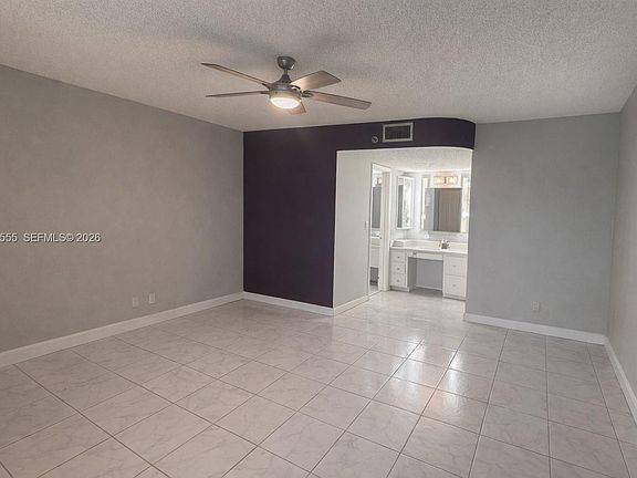 5th image of 3910 Inverrary Blvd APT 603B