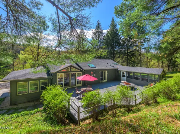 709 New Concord Rd, East Chatham, NY 12060