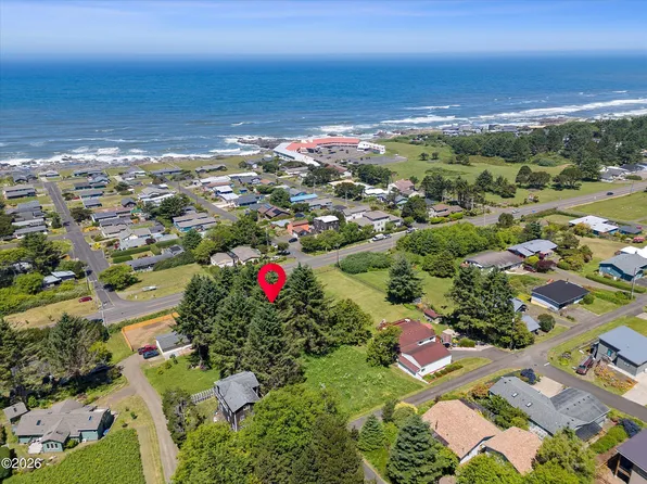 Tl 1200 A King St, Yachats, OR 97498