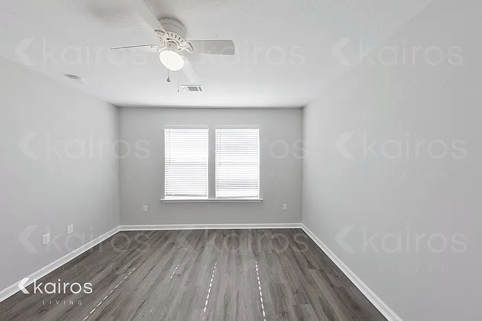 2 bed, 2.0 bath, 1207 sqft, $1,595 — Photo 3