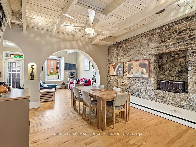 176 King Edward Ave — Photo 13