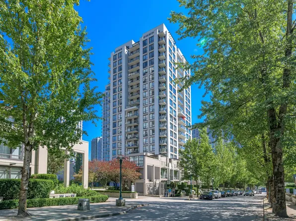 1185 The High St #606, Coquitlam, BC V3B 0A9