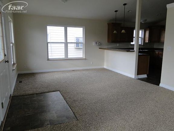 4th image of 3318 Clairmont St