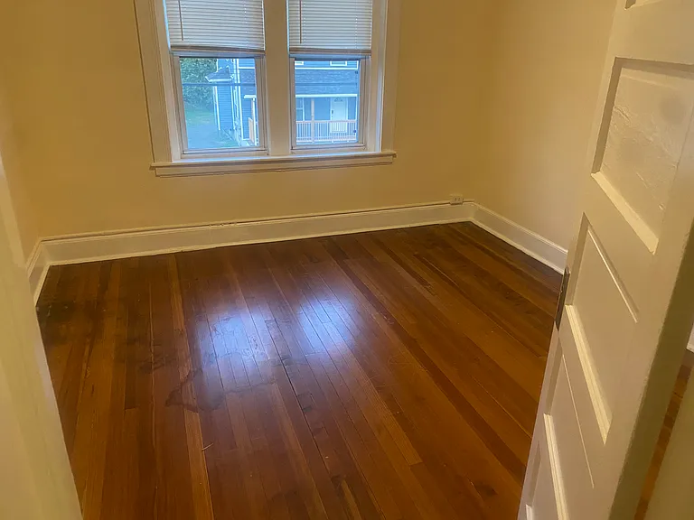 558 Church St #3 — Photo 4