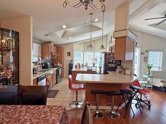 5th image of 6130 Monterey Rd #334