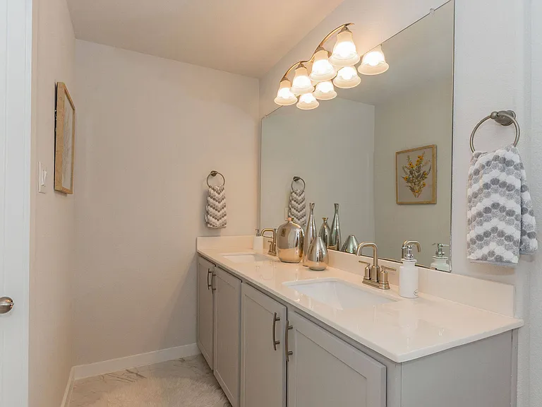 Tavolo Park Townhomes — Photo 46