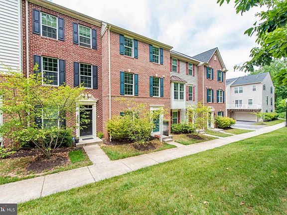 4th image of 3906 Pendle Hall Ln