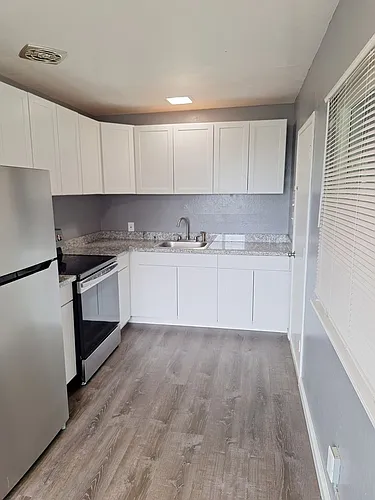 162 Orr St Photo 1