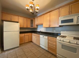 2215 N Clifton Ave #2346468, Chicago, IL 60614