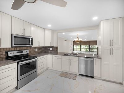 5547 Fairway Park Drive #203, Boynton Beach, FL, 33437