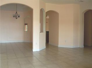 8830 NW 172nd Ter, Hialeah, FL 33018