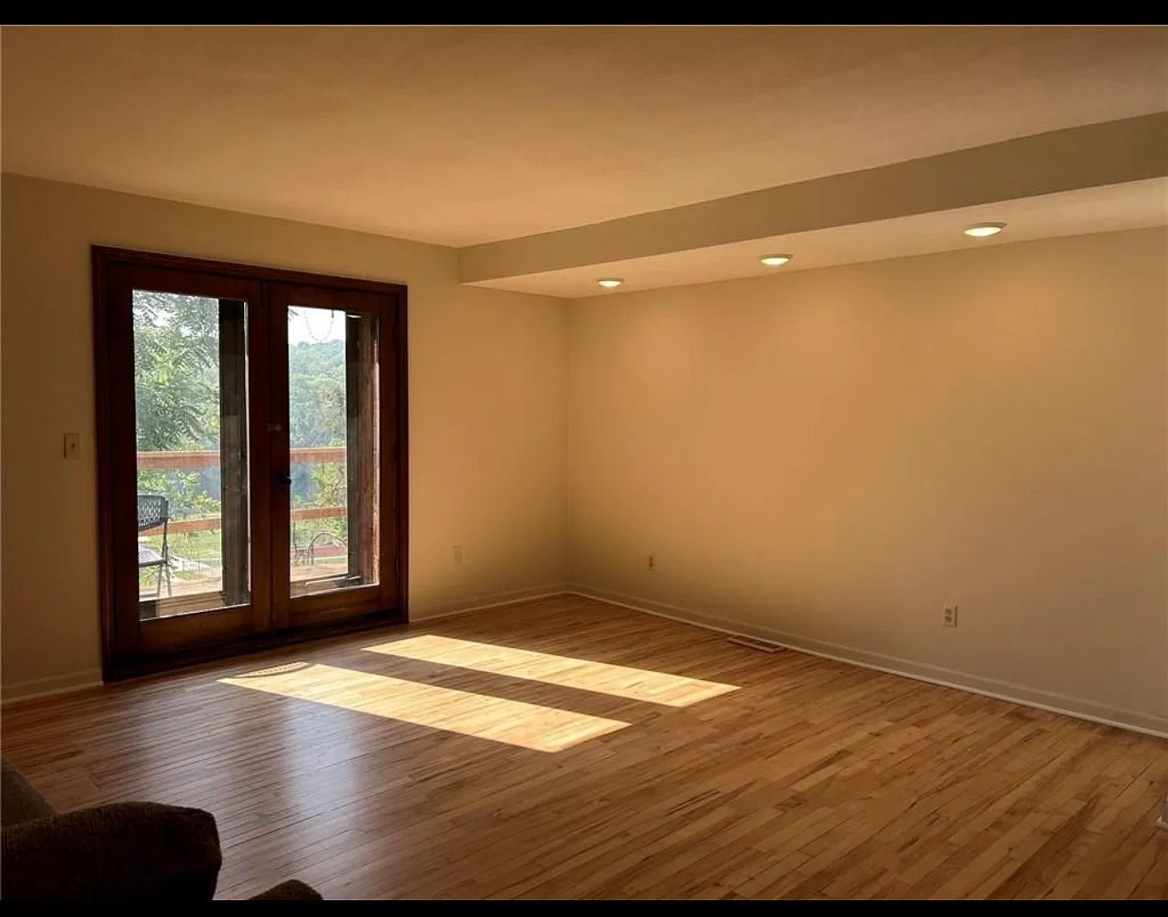 2 bed, 1300 sqft, $1,425 — Photo 4