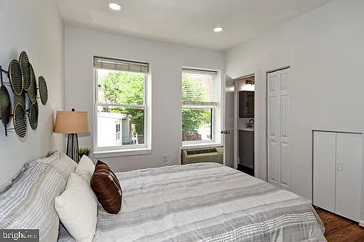 2300 18th St NW #308 — Photo 11