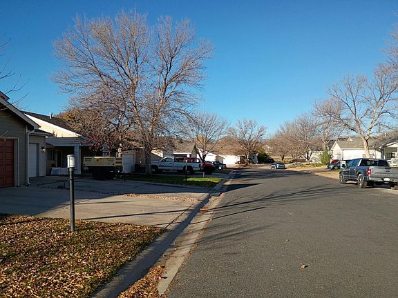 4th image of 277 Acacia Dr