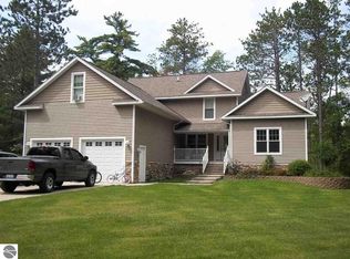 1821 E Lincoln St, East Tawas, MI 48730