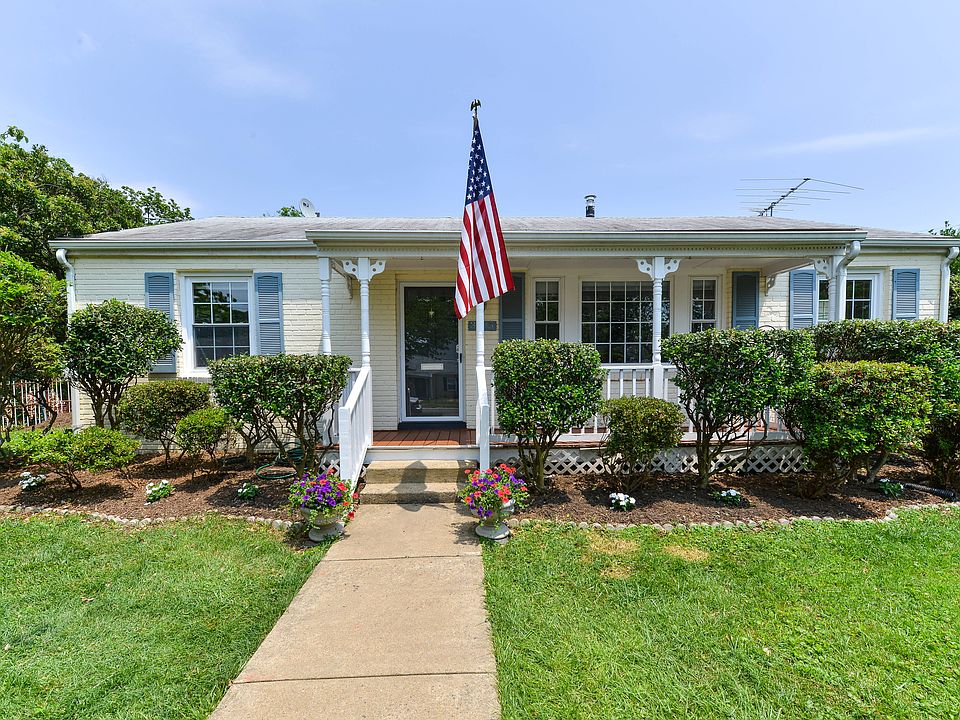 1st image of 3025 Graham Ct