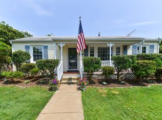 3025 Graham Ct, Falls Church, VA 22042