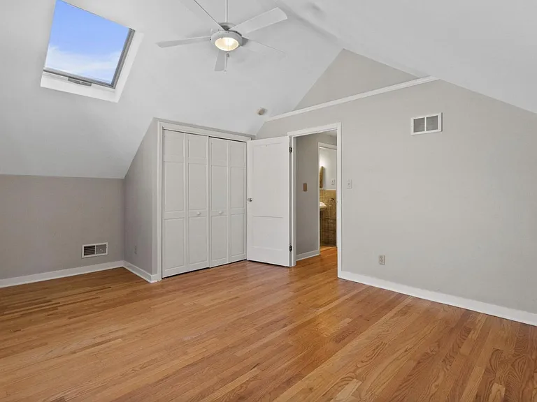 4918 N Berkeley Blvd — Photo 21
